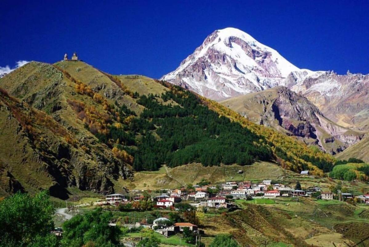 Tamila Guest House Kazbegi Exterior foto